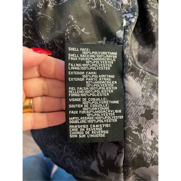 Guess Black Faux Leather Moto Jacket sz S EUC - Picture 9 of 9